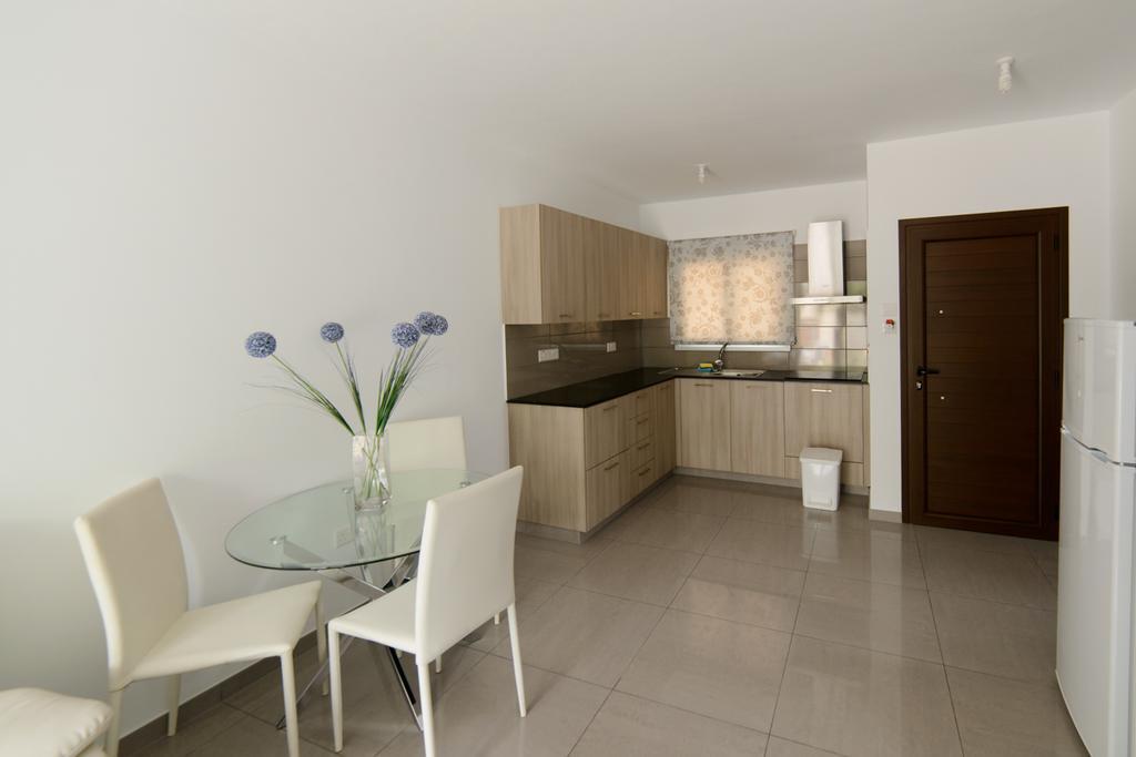 Katalimata Court Apartment Ayia Napa Ngoại thất bức ảnh